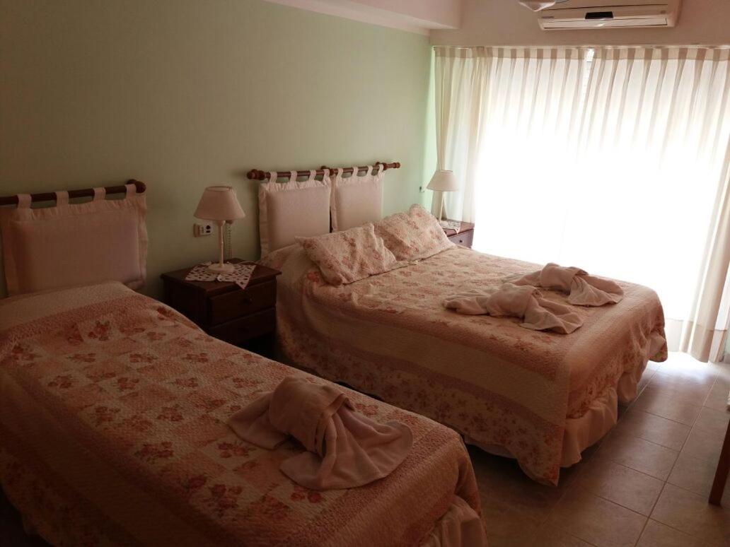 Hotel Mil Rosas Las Grutas Esterno foto